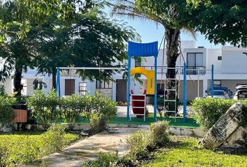 Casa en  Carretera Xcunyá - Santa María Yaxché - Tamanché - Ejido T. Mérida Progreso, Santa María Yaxché, Mérida, Yucatán, 97308, Mex