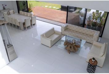 Casa en Vía Aeropuerto, Palmas, Retiro, Antioquia, Col