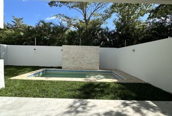 Casa en condominio en  Carretera Sitpach - Cholul, Sitpach, Mérida, Yucatán, 97305, Mex