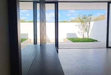 Casa en condominio en  Carretera Federal Libre 261 Merida Progreso 24670, Mérida, Yucatán, 97302, Mex