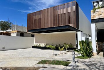 Casa en  Carretera Xcunyá - Santa María Yaxché - Tamanché - Ejido T. Mérida Progreso, Santa María Yaxché, Mérida, Yucatán, 97308, Mex