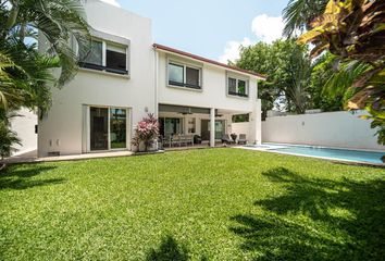 Casa en  Villa Magna, Cancún
