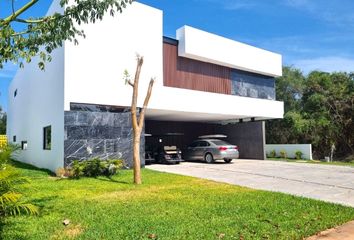 Casa en  Club De Golf La Ceiba, Mérida, Yucatán