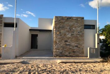 Casa en  Calle Gaviotas, Chelem Puerto, Progreso, Yucatán, 97336, Mex