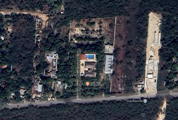 Lote de Terreno en  Refacciones Para Motos 'gil', Kanasín, Yucatán, 97370, Mex