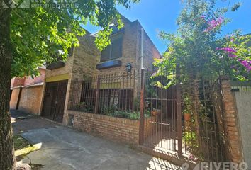 Casa en  Castelar, Partido De Morón