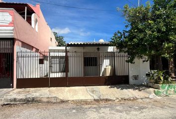 Casa en  Calle 29, Las Brisas, Mérida, Yucatán, 97144, Mex