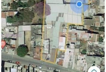 Lote de Terreno en  Jardindes De La Victoria, Silao