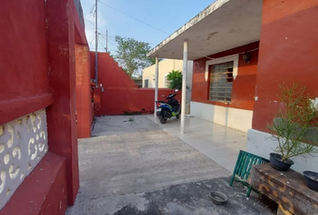 Casa en  Calle 8, Cortés Sarmiento, Mérida, Yucatán, 97168, Mex