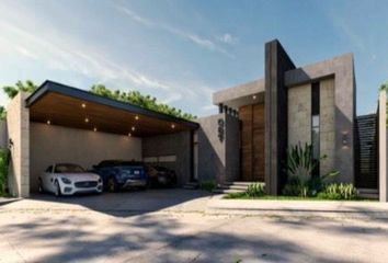 Casa en  Las Cristalinas, Santiago, Nuevo León
