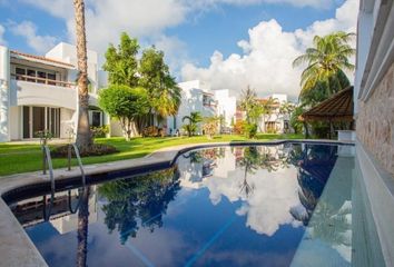 Casa en  Avenida 10, Sur A8, Playa Del Carmen, Solidaridad, Quintana Roo, 77717, Mex