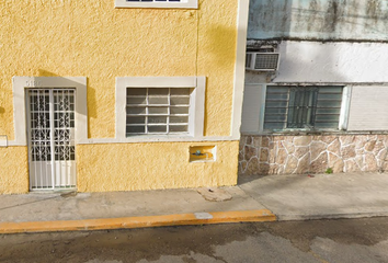 Casa en  810 812 814, Calle 67, Centro, Mérida, Yucatán, 97000, Mex