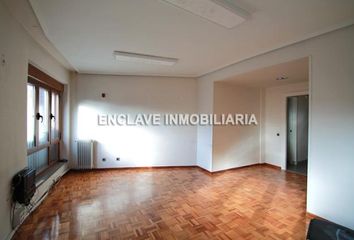 Piso en  Lugones, Asturias