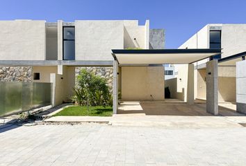 Casa en condominio en  Pueblo Conkal, Conkal