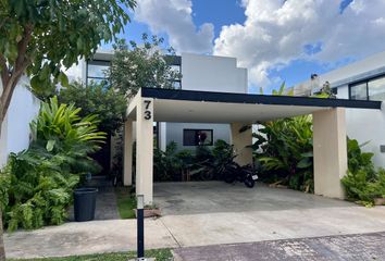 Casa en condominio en  Conkal, Yucatán, Mex