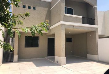 Casa en condominio en  Privadas De Camino Real, General Escobedo