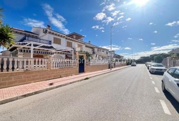 Chalet en  Distrito 3 - Playas - La Mata, Torrevieja