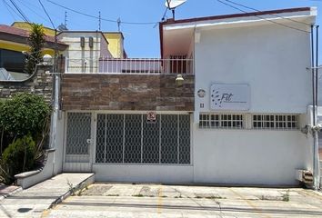 Oficina en  Calle Tecamachalco, La Paz, Heróica Puebla De Zaragoza, Puebla, 72160, Mex