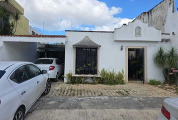 Casa en  Privada Del Sol, Cerrada 1-c, México Norte, Mérida, Yucatán, 97128, Mex