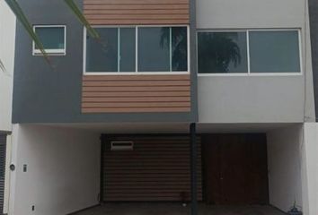 Casa en  Rancho O Rancheria Salto De León, Coroneo