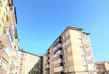 Piso en  Trasona, Asturias