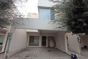 Casa en  Privada Santa Luc-a 106-118-b, Kuadrum, Apodaca, Nuevo León, 66600, Mex