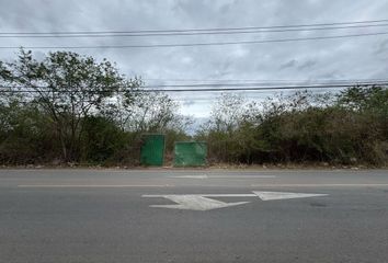 Lote de Terreno en  Calle 27 102n-102b, Cholul, Mérida, Yucatán, 97305, Mex