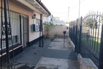 Casa en  Morón, Partido De Morón