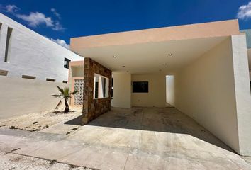 Casa en condominio en  Pueblo Conkal, Conkal