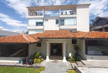 Casa en  El Batán, Quito