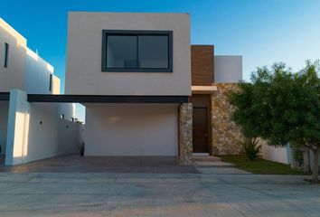 Casa en  Calle 12 204-204d, García Gineres, Mérida, Yucatán, 97070, Mex