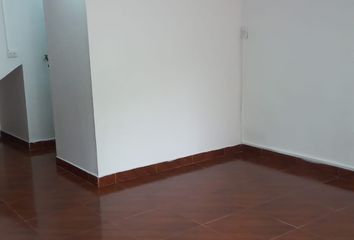 Apartamento en Santa Elena Sur, Cali