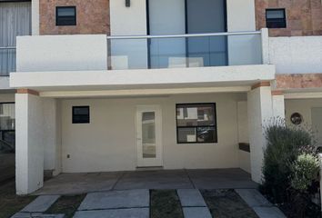 Casa en condominio en  Privada Mirador De Querétaro, El Mirador Desarrollo Residencial, Las Nubes 2, Altamira Residencial, El Marqués, Querétaro, 76246, Mex