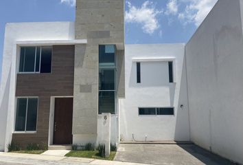 Casa en condominio en  Calle Del Ferrocarril 3037, Lomas De La Carcaña, Cholula De Rivadavia, San Pedro Cholula, Puebla, 72770, Mex