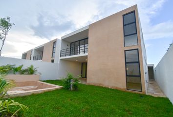 Casa en  Carretera Dzibilchaltún - Conkal, Conkal, Yucatán, 97346, Mex