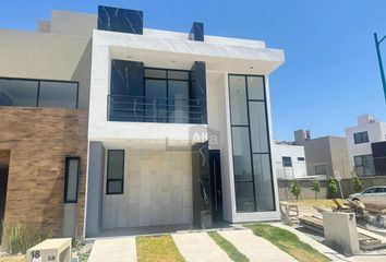 Casa en  San Mateo Atenco Centro, San Mateo Atenco