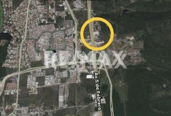 Lote de Terreno en  Paseo De La República, Nuevo Juriquilla, Querétaro, 76230, Mex