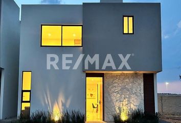 Casa en condominio en  Prolongación Constituyentes Ote, El Marqués, Querétaro, 76267, Mex