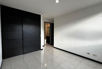 Apartamento en  La Nubia, Medellín