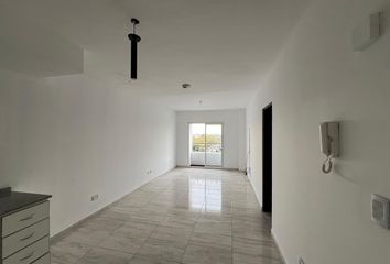 Departamento en  Sáenz Peña, Tres De Febrero
