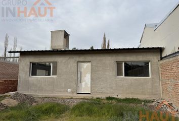 Casa en  Cinco Saltos, Río Negro