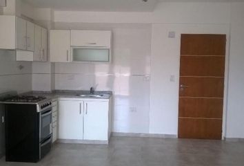 Departamento en  Villa Sarmiento, Partido De Morón