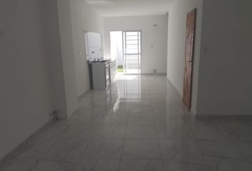 Departamento en  Los Hornos, Partido De La Plata