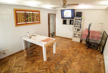 Departamento en  Almagro, Capital Federal