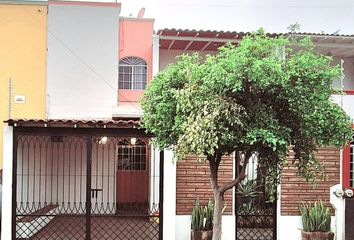 Casa en  Avenida Real De Bugambilias 25-59, Jardines De Bugambilias, Ciudad De Villa De Álvarez, Villa De Álvarez, Colima, 28978, Mex