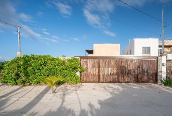 Casa en  Carretera Progreso - Telchac Puerto, Ixil, Yucatán, 97344, Mex