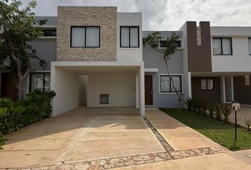 Casa en  Caucel, Yucatán