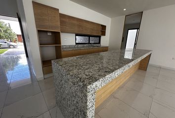 Casa en  Avenida Natura, Cholul, Mérida, Yucatán, 97305, Mex