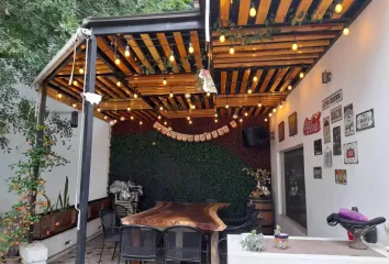 Casa en  Calle Doctor Carlos De La Peña Sánchez 213, Los Doctores 1ra. Ampliación, Saltillo, Coahuila De Zaragoza, 25250, Mex