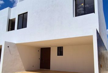 Casa en  Carretera A Temozón, X Canatún, Mérida, Yucatán, 97302, Mex